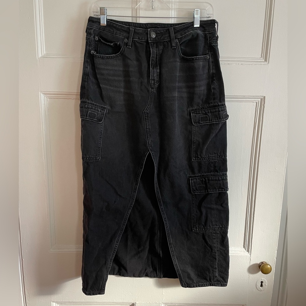 American Eagle | Black Denim Cargo Skirt
